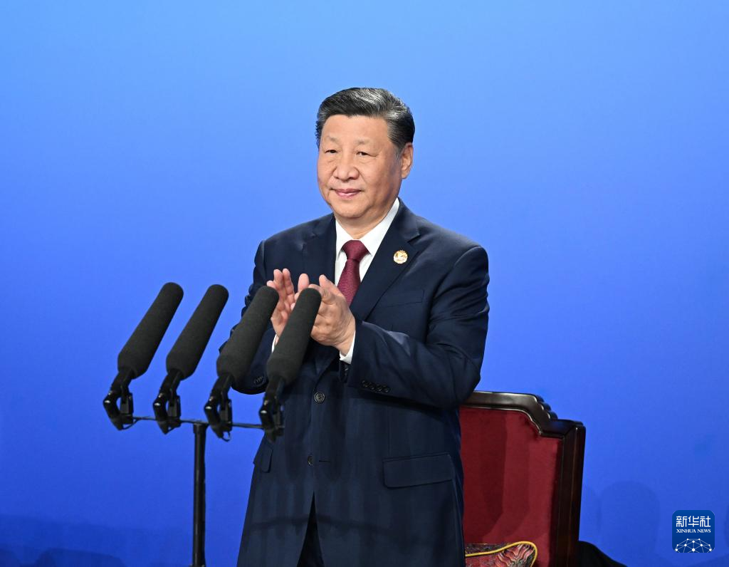 第九届亚洲冬季运动会在哈尔滨隆重开幕 习近平出席开幕式并宣布本届亚冬会开幕(图5)
