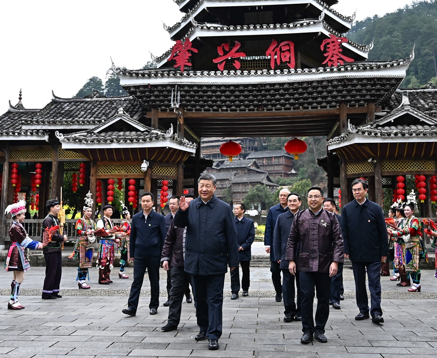 习近平在贵州考察时强调 坚持以高质量发展统揽全局 在中国式现代化进程中展现贵州新风采(图2)