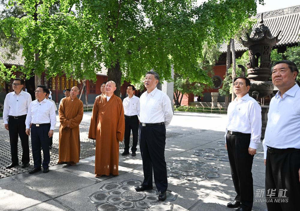 习近平在河南洛阳市考察调研(图5)