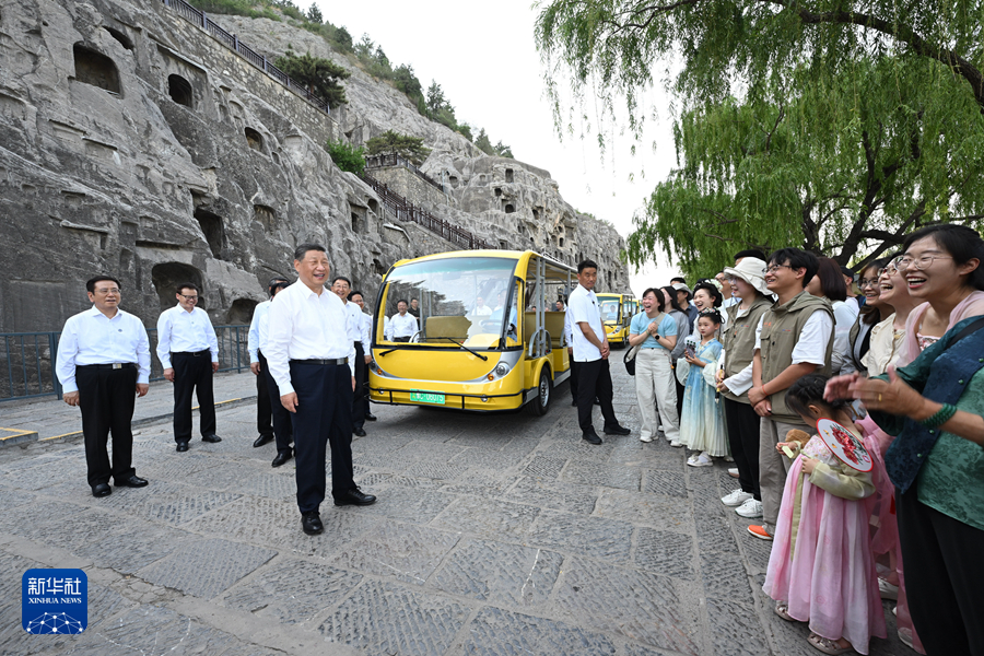 习近平：坚定信心推动高质量发展高效能治理 奋力谱写中原大地推进中国式现代化新篇章(图8)