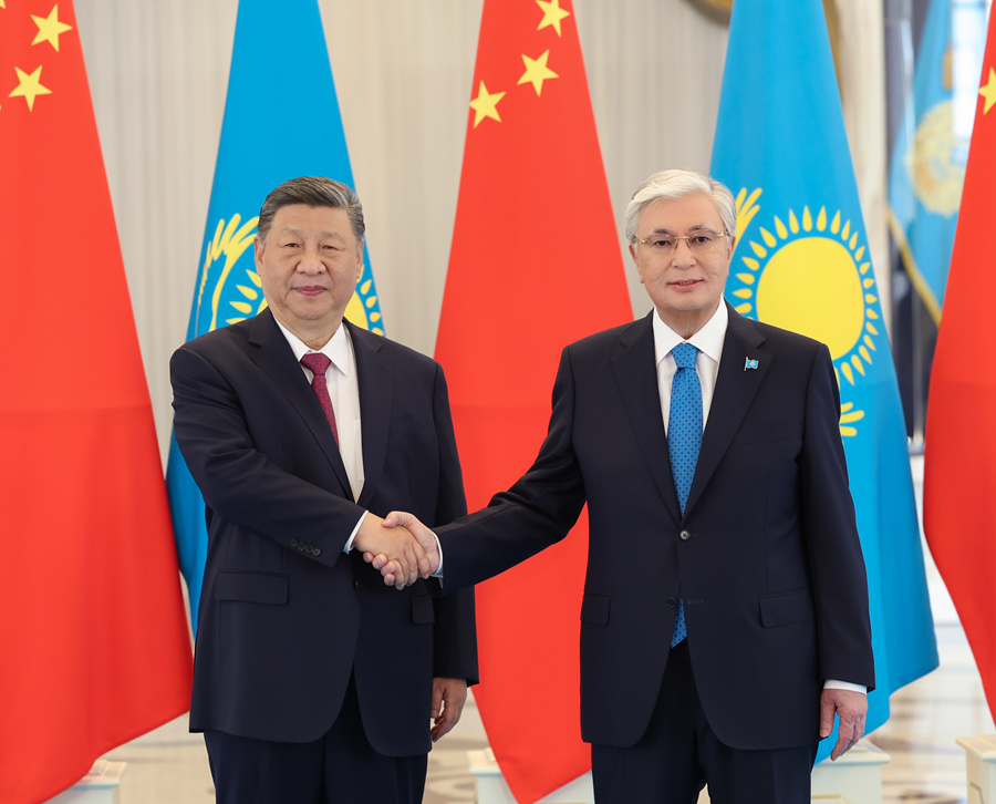 习近平同哈萨克斯坦总统托卡耶夫会谈(图1)