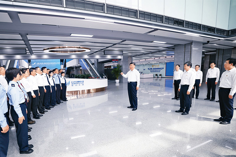 《求是》杂志发表习近平总书记重要文章《坚定不移推进高水平对外开放》(图2)