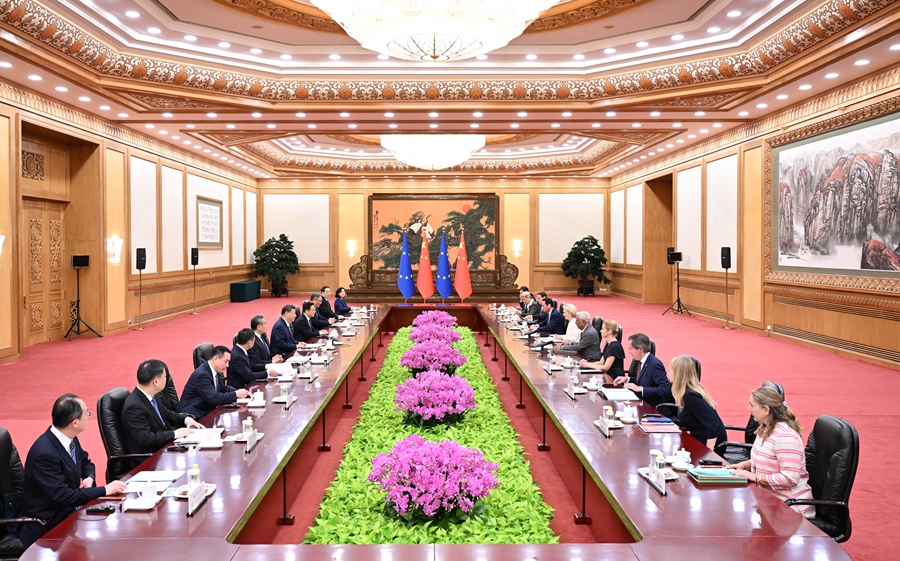 习近平会见欧洲理事会主席科斯塔、欧盟委员会主席冯德莱恩(图2)