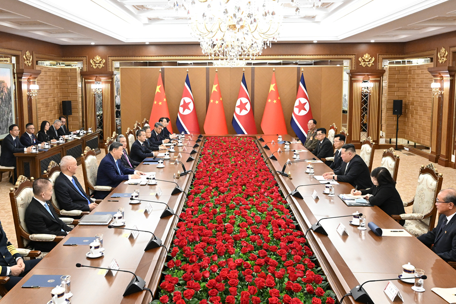 习近平同金正恩举行会谈(图3)