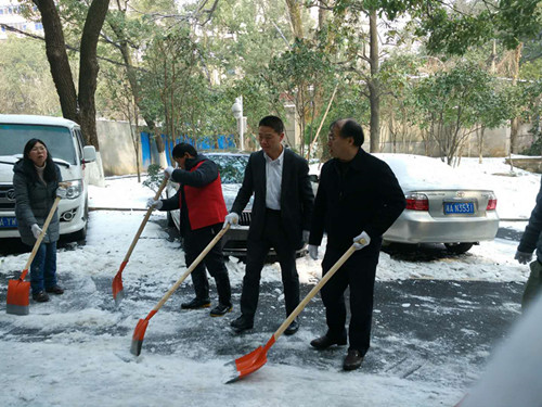 风雪中我们在行动(图2)