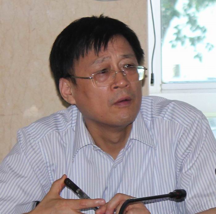刘建武院长主持召开部分科研岗位人员座谈会(图1)